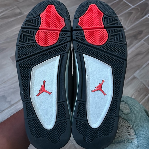 Taupe Haze Jordan 4 Retro - Picture 2 of 6